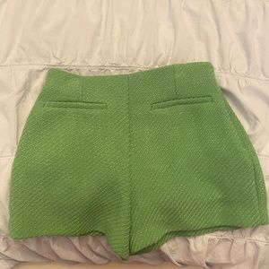 Zara green short